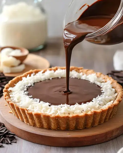 Montagem e Apresentação Final da Torta Montagem e Apresentação Final da Torta